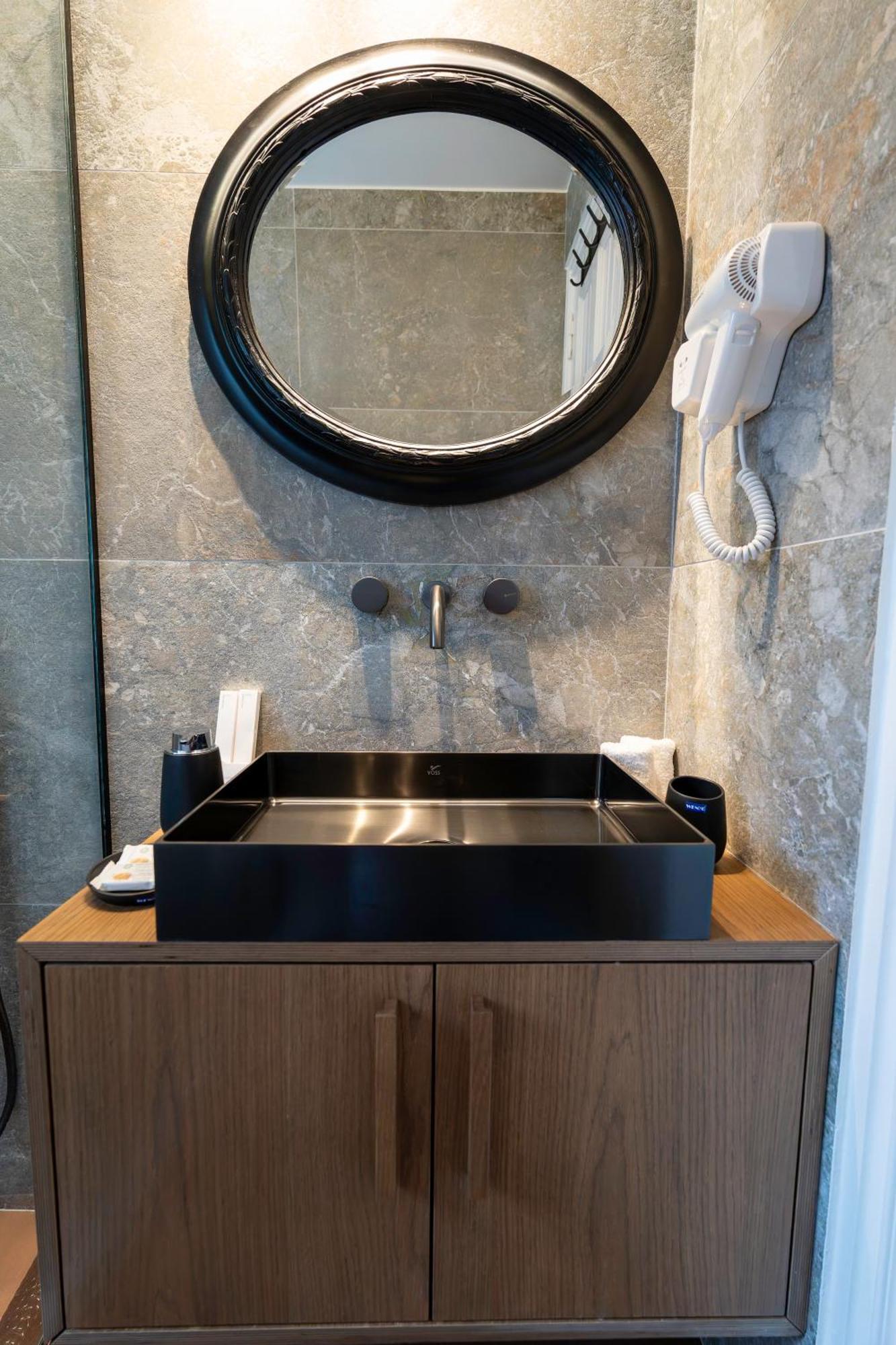 Alkionides Hydra Hotel Екстериор снимка