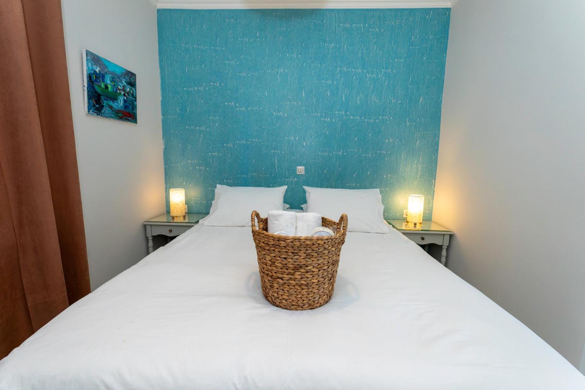 Alkionides Hydra Hotel Екстериор снимка